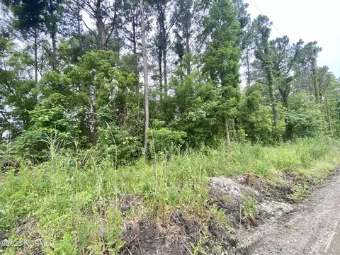 112 Edgewater Dr, Shiloh, NC 27974