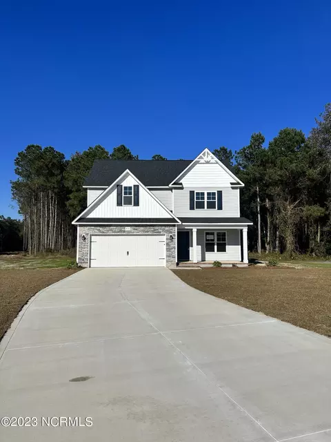 712 Alpha Ct, Beulaville, NC 28518