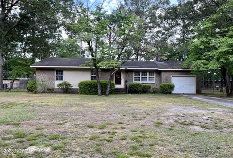 12540 Birchwood Cir, Laurinburg, NC 28352