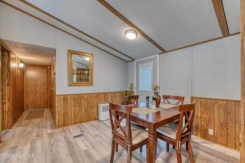 400 Pond View Cir, Hampstead, NC 28443 photo 16