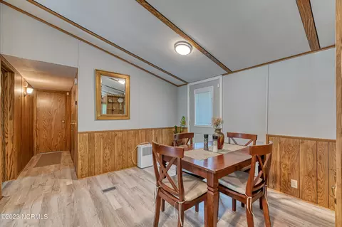 400 Pond View Cir, Hampstead, NC 28443 photo 16