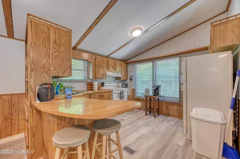 400 Pond View Cir, Hampstead, NC 28443 photo 7