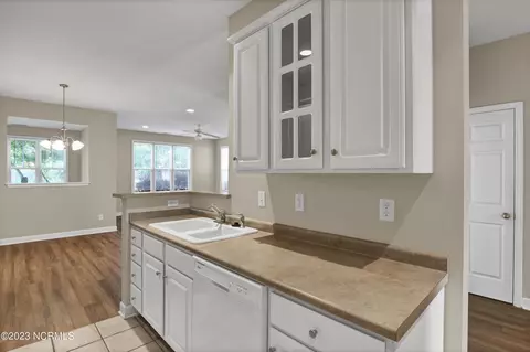 130 Azalea Dr, Hampstead, NC 28443 photo 12
