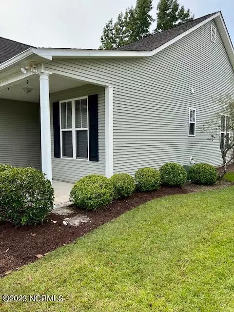 130 Azalea Dr, Hampstead, NC 28443 photo 5