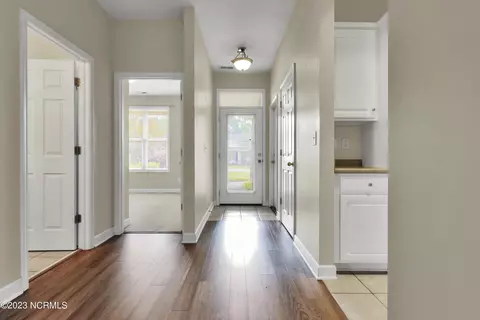 130 Azalea Dr, Hampstead, NC 28443 photo 9
