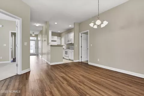 130 Azalea Dr, Hampstead, NC 28443 photo 13