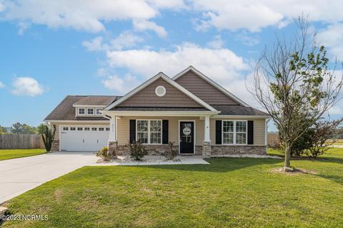 213 Mccain St, Beulaville, NC 28518