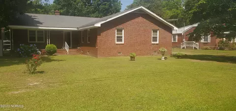 401 Bell St, Enfield, NC 27823