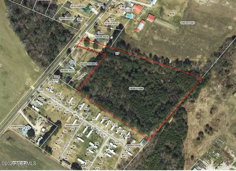 6 Odum Rd, Lumberton, NC 28358