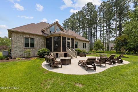 119 Santee Dr, Chocowinity, NC 27817 photo 4