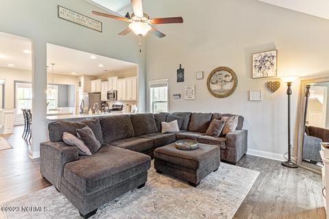 127 Timber Skip Dr, Spring Lake, NC 28390 photo 12