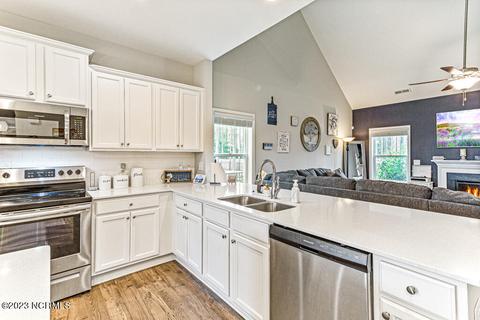 127 Timber Skip Dr, Spring Lake, NC 28390 photo 8