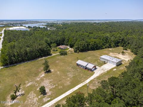 212 Hogans Rd, Hubert, NC 28539 photo 14