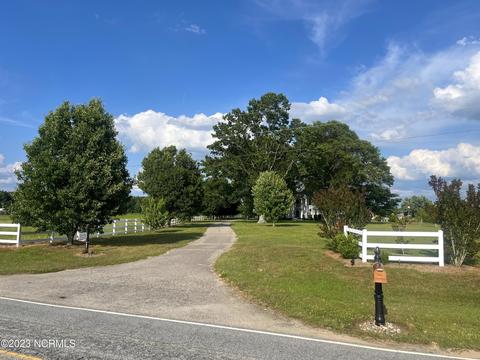 142 Drewery Rd, Como, NC 27818 photo 2