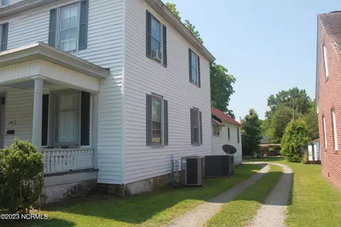106 E 4th St, Weldon, NC 27890 photo 2