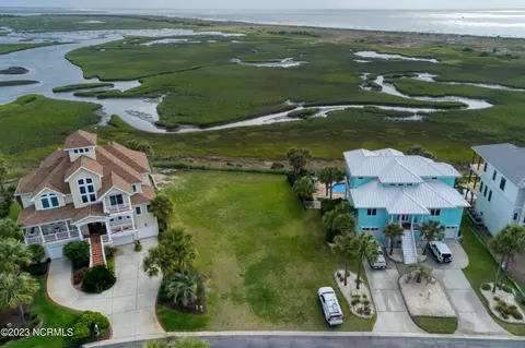 428 Oceana Way, Carolina Beach, NC 28428