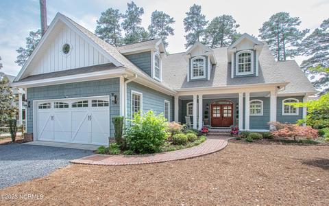 325 Doral Dr, Pinehurst, NC 28374