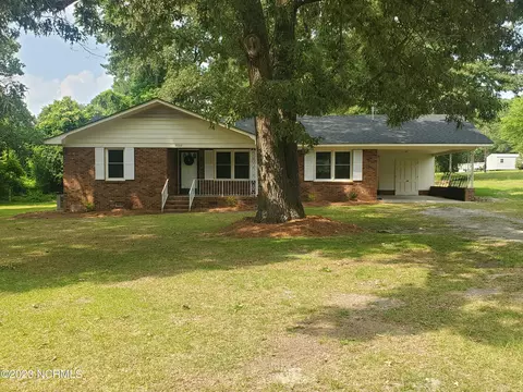 2022 Azalea Dr, Goldsboro, NC 27530