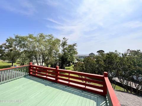 137 Edgewater Dr, Grandy, NC 27939 photo 2