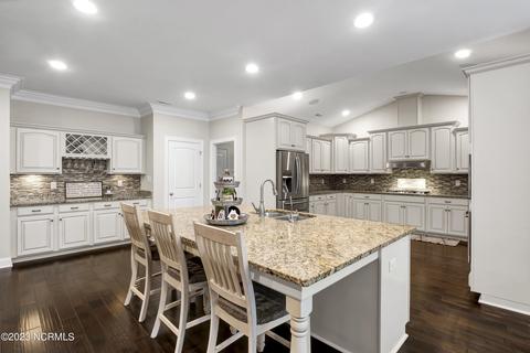 252 Aster Pl, Hampstead, NC 28443 photo 8