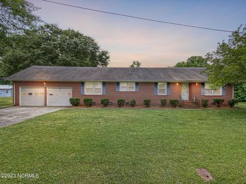 2307 W Main Street Ext, Elizabeth City, NC 27909
