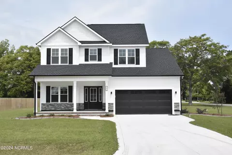 103 Leslie Dr, Hubert, NC 28539