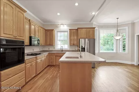 529 N Line Dr, Hampstead, NC 28443 photo 4