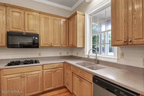 529 N Line Dr, Hampstead, NC 28443 photo 5