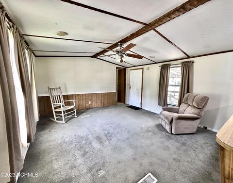 301 S Stringfield St, Atkinson, NC 28421 photo 6
