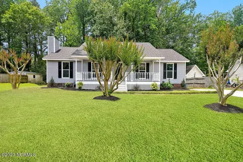 6315 Strawfield Dr, Wilmington, NC 28405