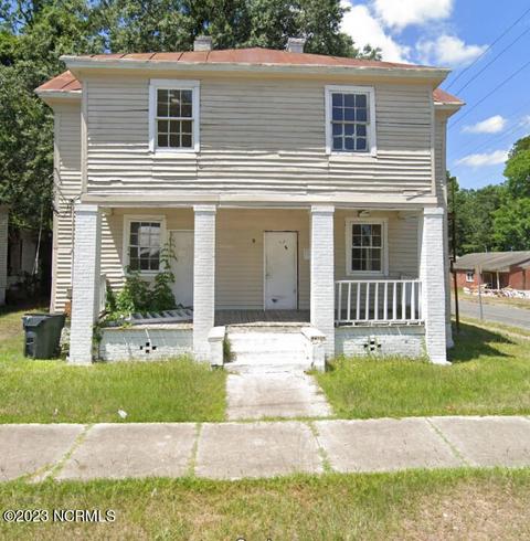 908 E Caswell St, Kinston, NC 28501