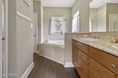 500 Bishop Dr, Hampstead, NC 28443 photo 11