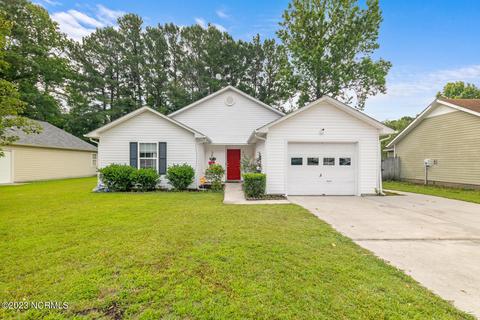 1024 Spring Villa Dr, Jacksonville, NC 28540 photo 1