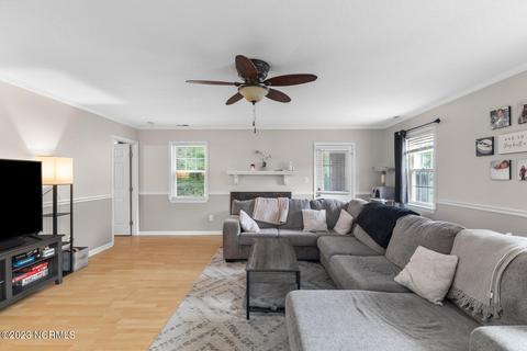 1024 Spring Villa Dr, Jacksonville, NC 28540 photo 9