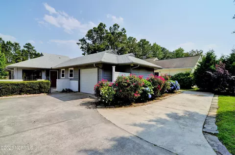 120 Red Bird Ln, Hampstead, NC 28443 photo 1