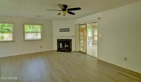 120 Red Bird Ln, Hampstead, NC 28443 photo 9