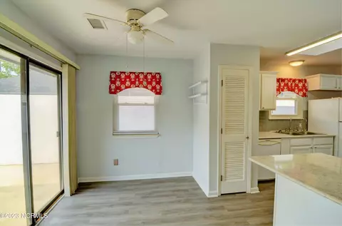120 Red Bird Ln, Hampstead, NC 28443 photo 23
