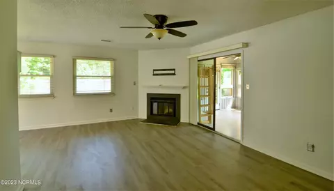120 Red Bird Ln, Hampstead, NC 28443 photo 5