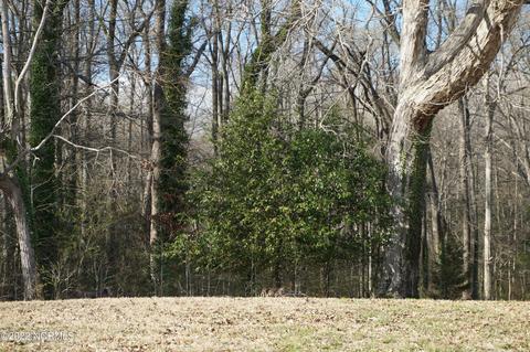 3805 Trace Dr W, Wilson, NC 27893