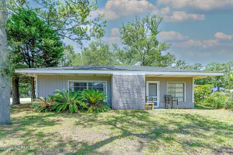 4202 E Oak Island Dr, Oak Island, NC 28465