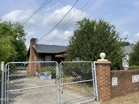 119 West Ave, Hamlet, NC 28345 photo 3