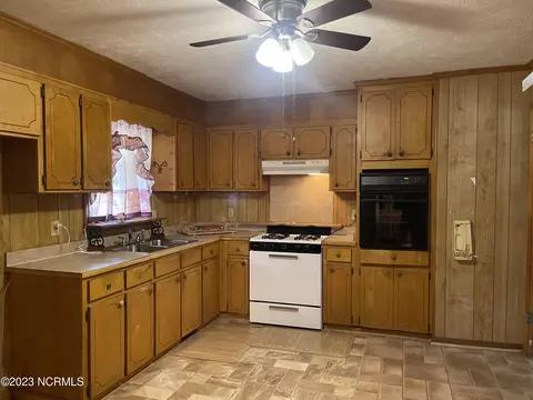 119 West Ave, Hamlet, NC 28345 photo 31