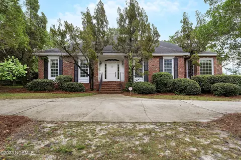 2006 Graymont Dr, Wilmington, NC 28403