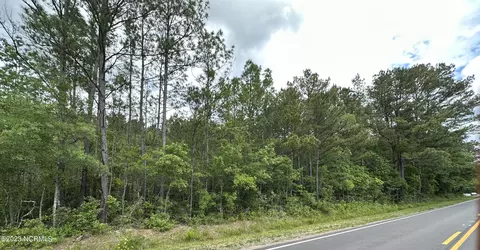 24422 Nc-50, Maple Hill, NC 28454