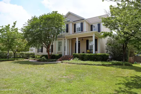 7909 Bonaventure Dr, Wilmington, NC 28411
