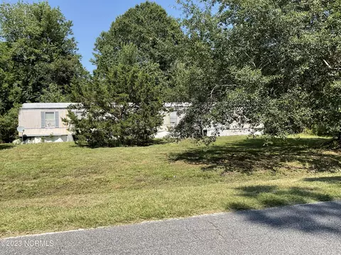 211 Pug Moore Rd, Bethel, NC 27812