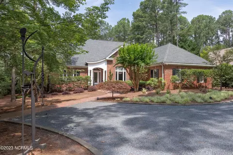 40 Oxton Cir, Pinehurst, NC 28374 photo 2