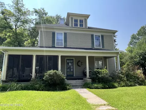 200 W Main St, Woodland, NC 27897