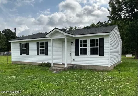 4617 Webb Lake Rd, Wilson, NC 27893