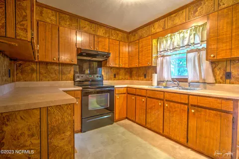 104 Curtis Ave, Hamlet, NC 28345 photo 10